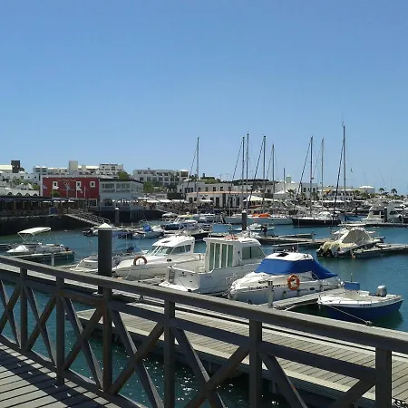 Casa Corvina Apartment *